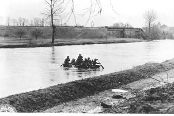 Crossing the Neckar River
