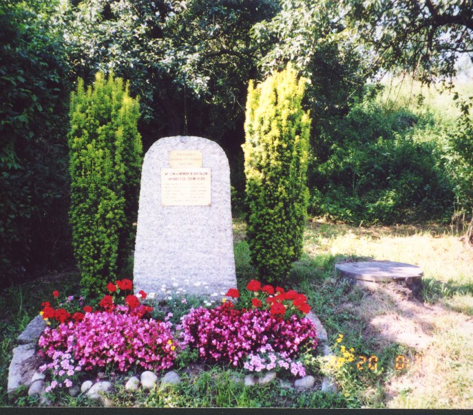 F/253d Memorial located in Buchhof Germany