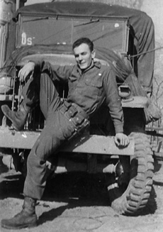 Credle 563d Sig Co 1945