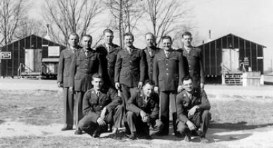 Members B/718th FA Bn Cp Van Dorn, MS 1944
